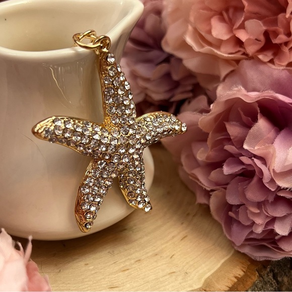 Gold and Silver Crystal Starfish Keychain Charm - Picture 4 of 13